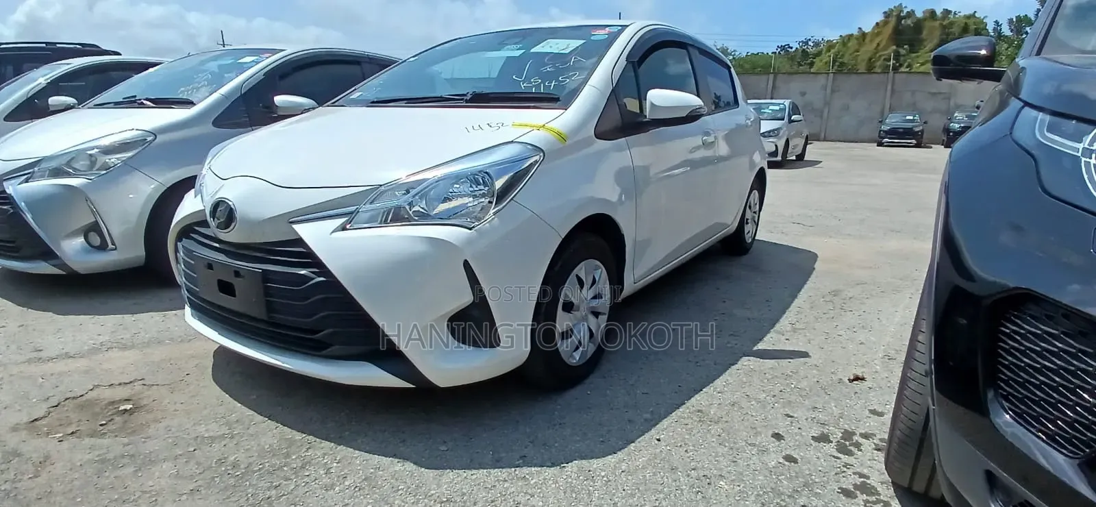 Toyota Vitz 1.0 FWD 5dr 2019 White