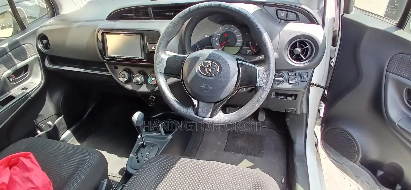Toyota Vitz 1.0 FWD 5dr 2019 White