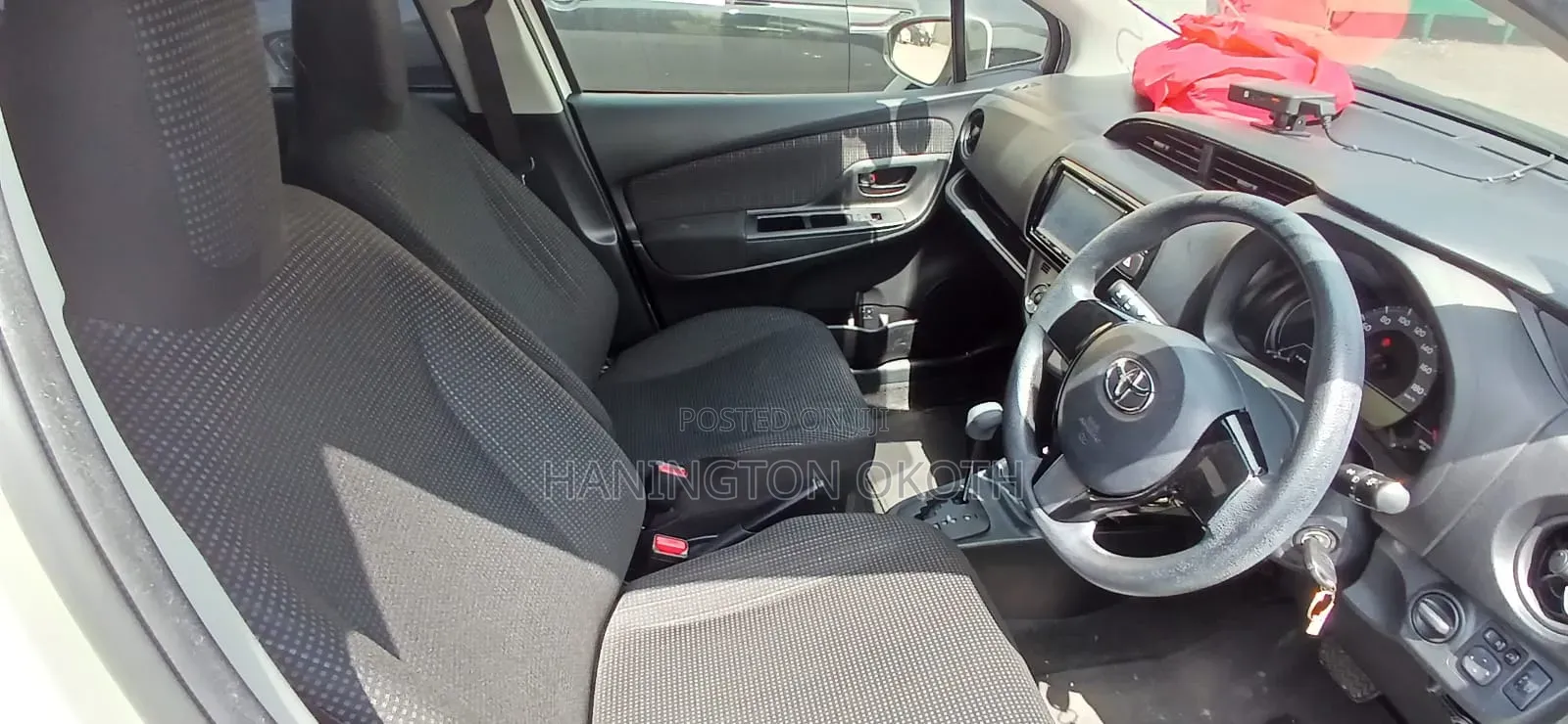 Toyota Vitz 1.0 FWD 5dr 2019 White