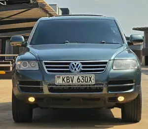 Volkswagen Touareg 2006 Green