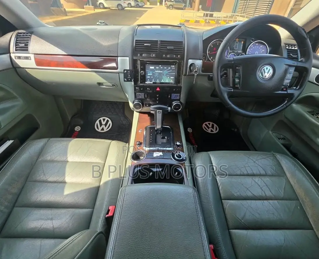 Volkswagen Touareg 2006 Green