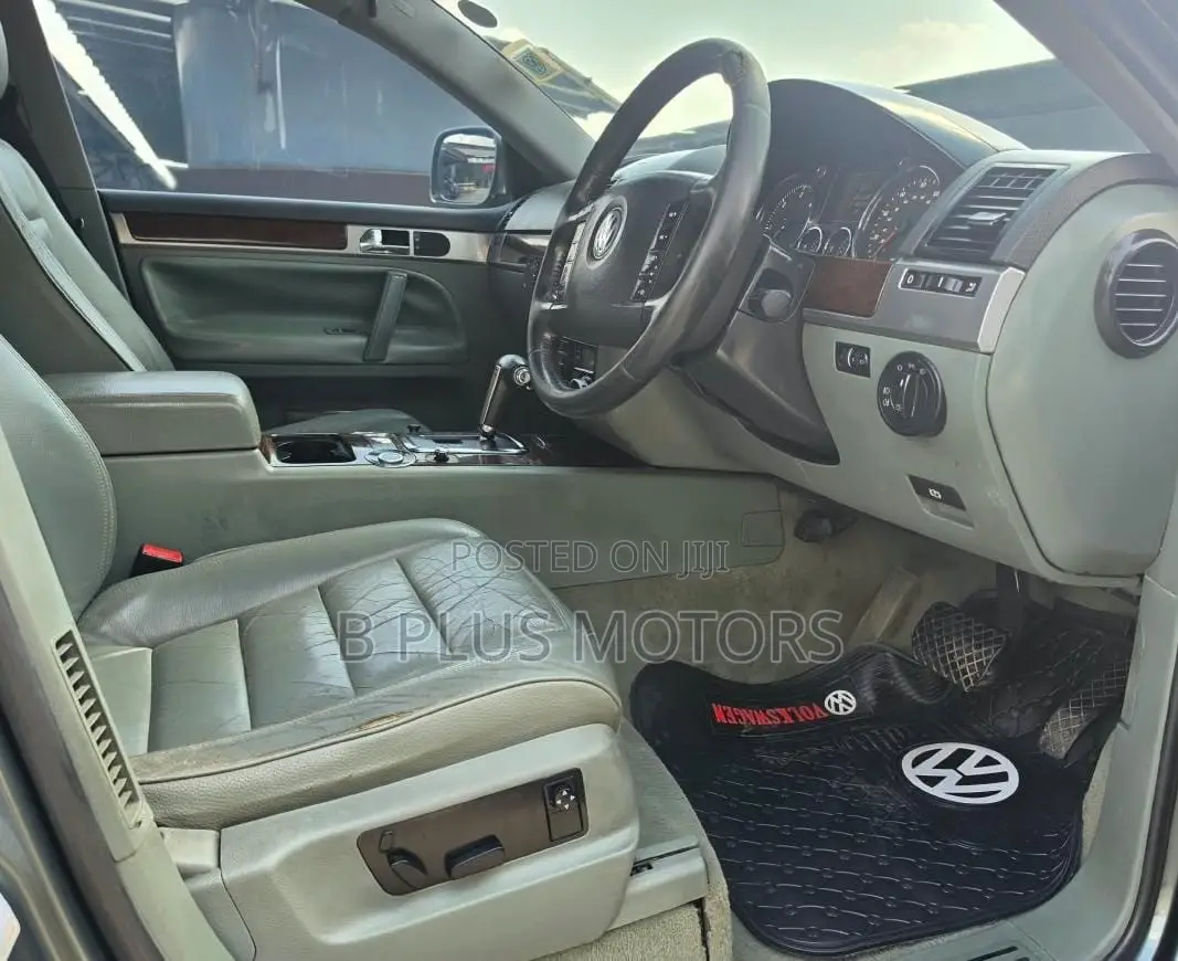 Volkswagen Touareg 2006 Green