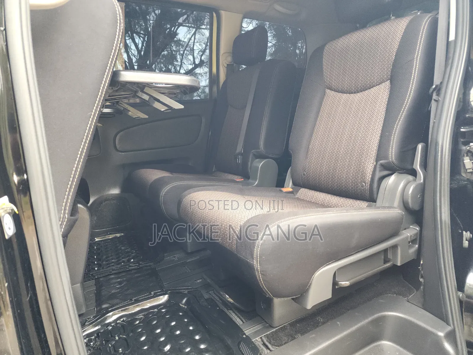 Nissan Serena 2016 Black