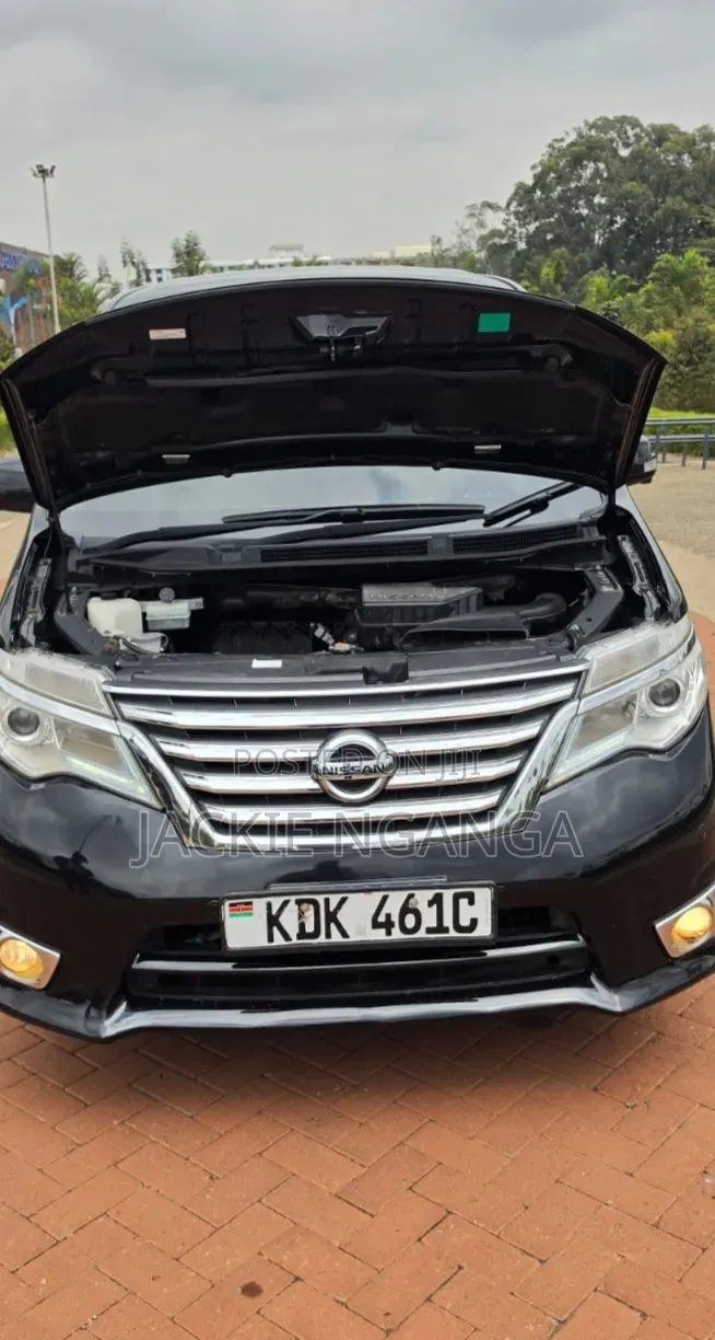 Nissan Serena 2016 Black