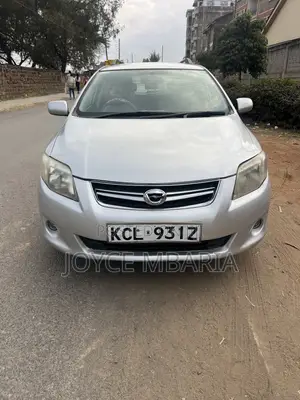 Toyota Corolla Fielder 2010 Silver