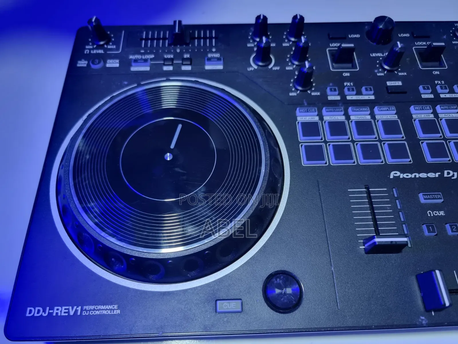 Pioneer DDJ-REV1 DJ Controller