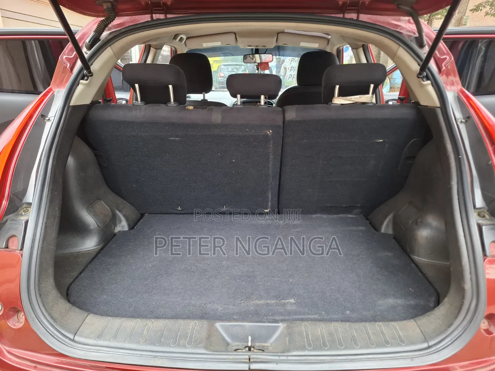 Nissan Juke 2011 Red
