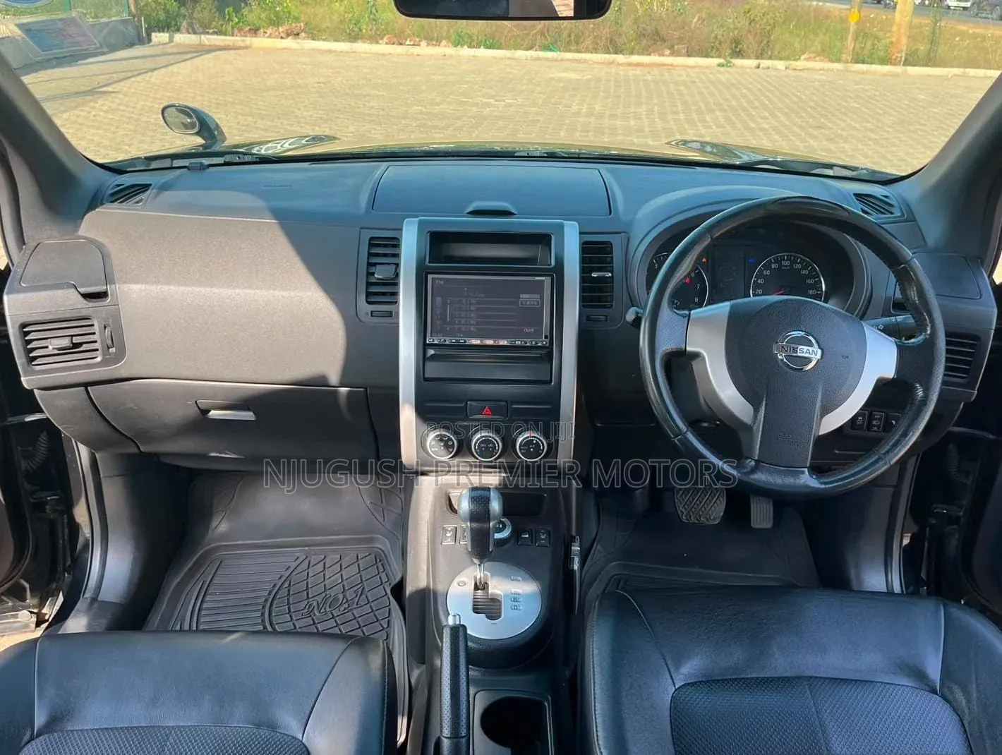 Nissan X-Trail 2010 Black