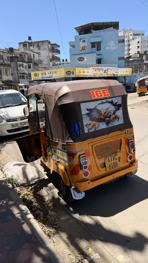 Bajaj RE 2001 Orange