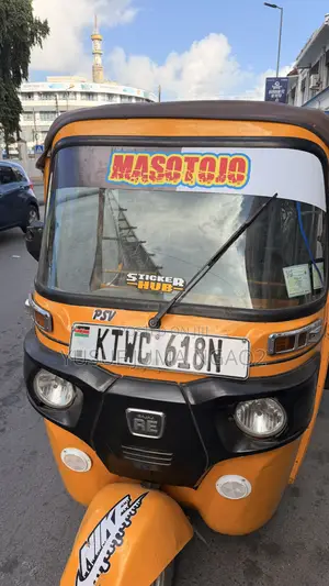 Bajaj RE 2001 Orange