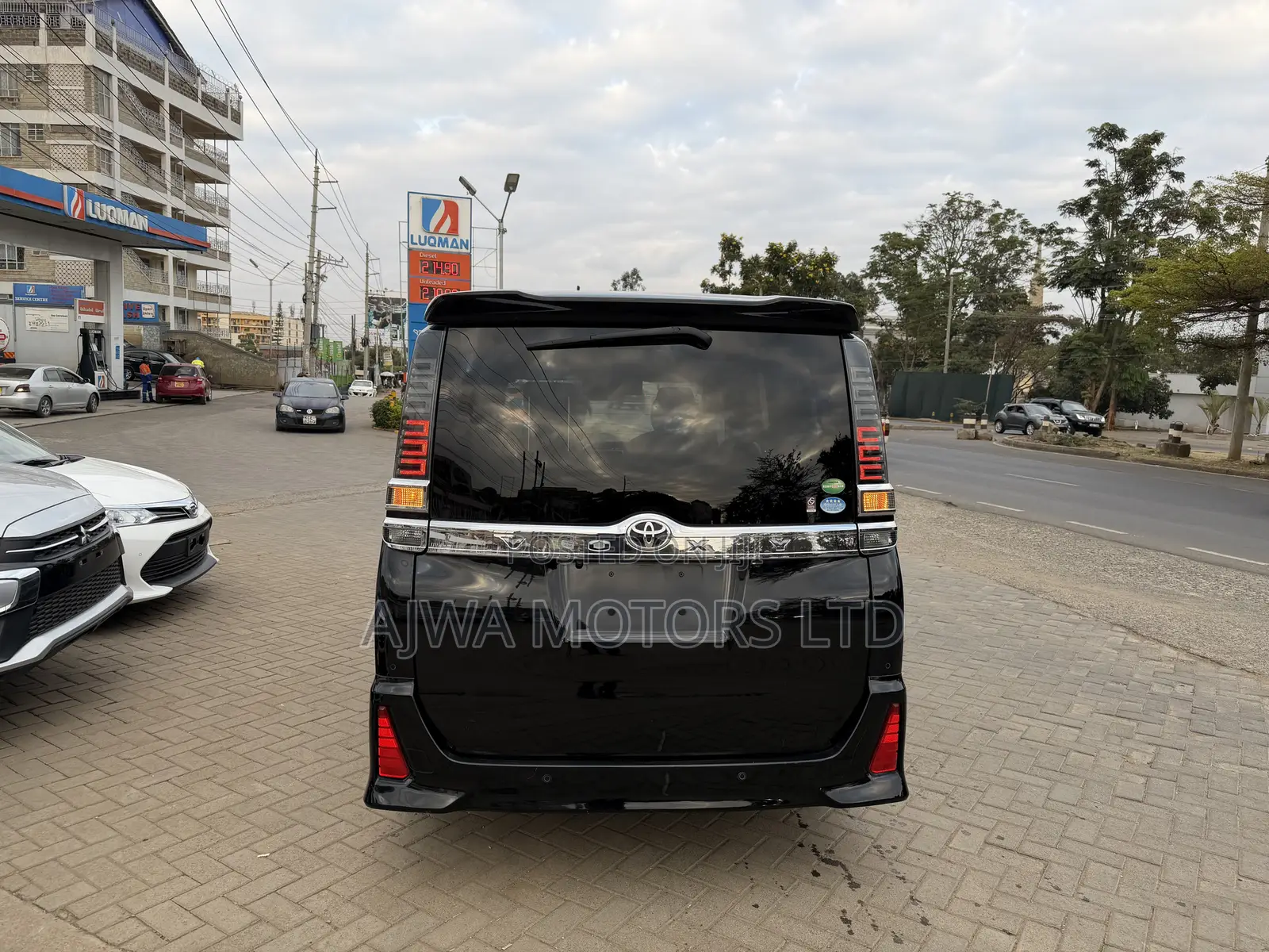 Toyota Voxy ZS Kirameki II 2WD 7-Seater 2019 Black