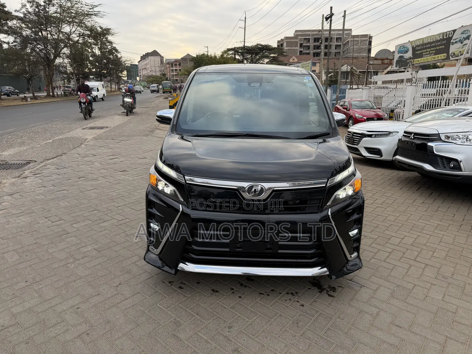 Toyota Voxy ZS Kirameki II 2WD 7-Seater 2019 Black