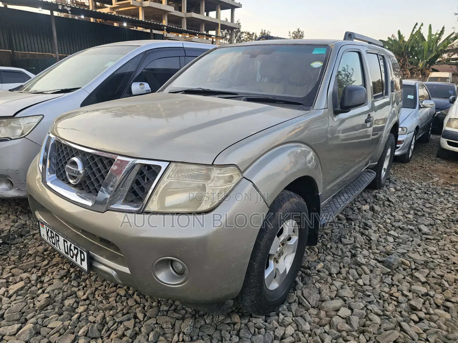 Nissan Pathfinder 2011 Gray
