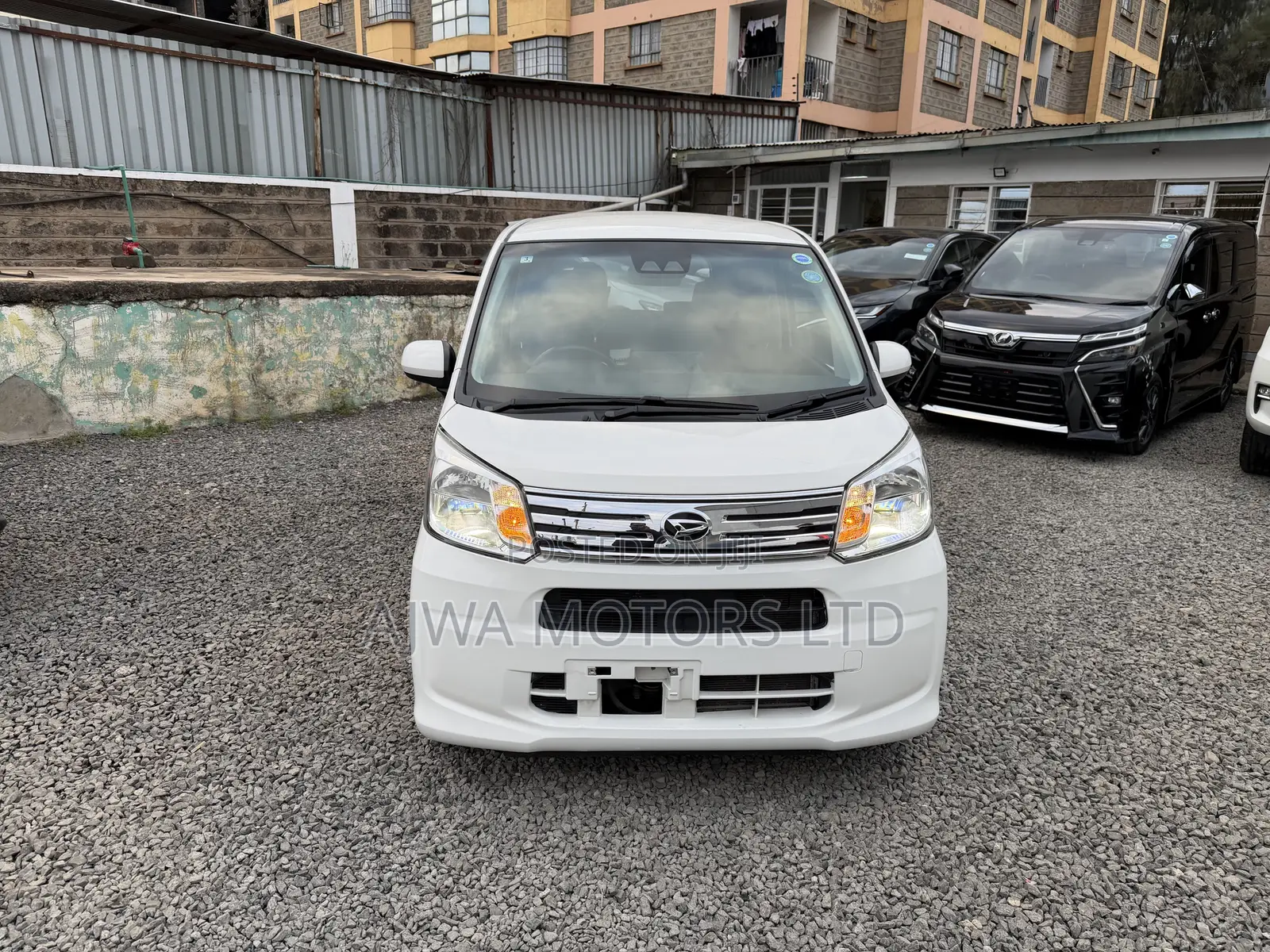 Daihatsu Move 2021 White