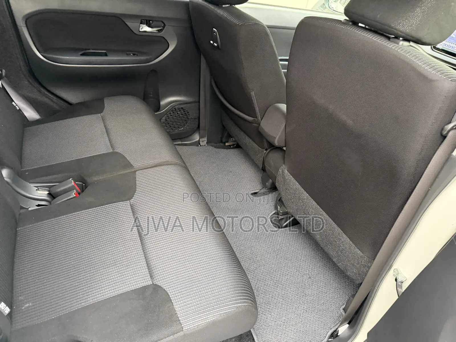 Daihatsu Move 2021 White