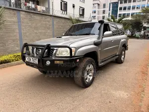 Nissan Patrol 2005 Silver