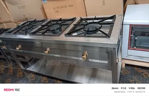 3 Burners, Commercial Smoke Less Hotel Stove.