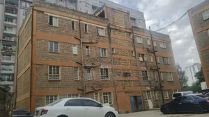 2bdrm Block of Flats in Parklands/Highridge for sale