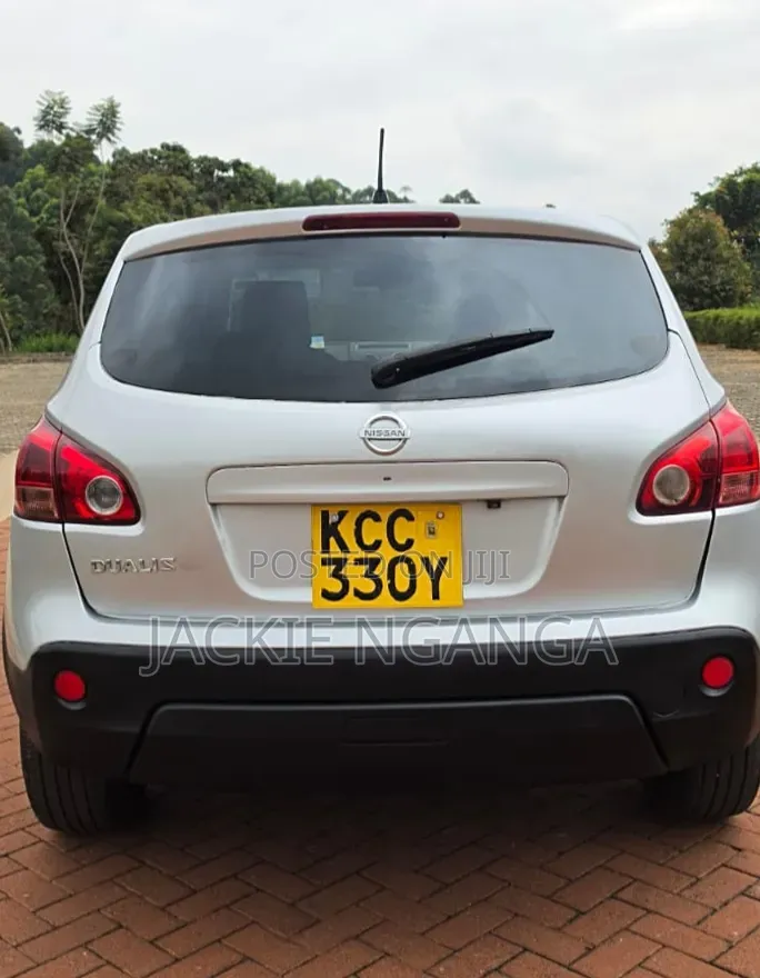 Nissan Dualis 2010 Silver