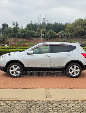 Nissan Dualis 2010 Silver