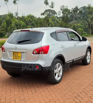 Nissan Dualis 2010 Silver