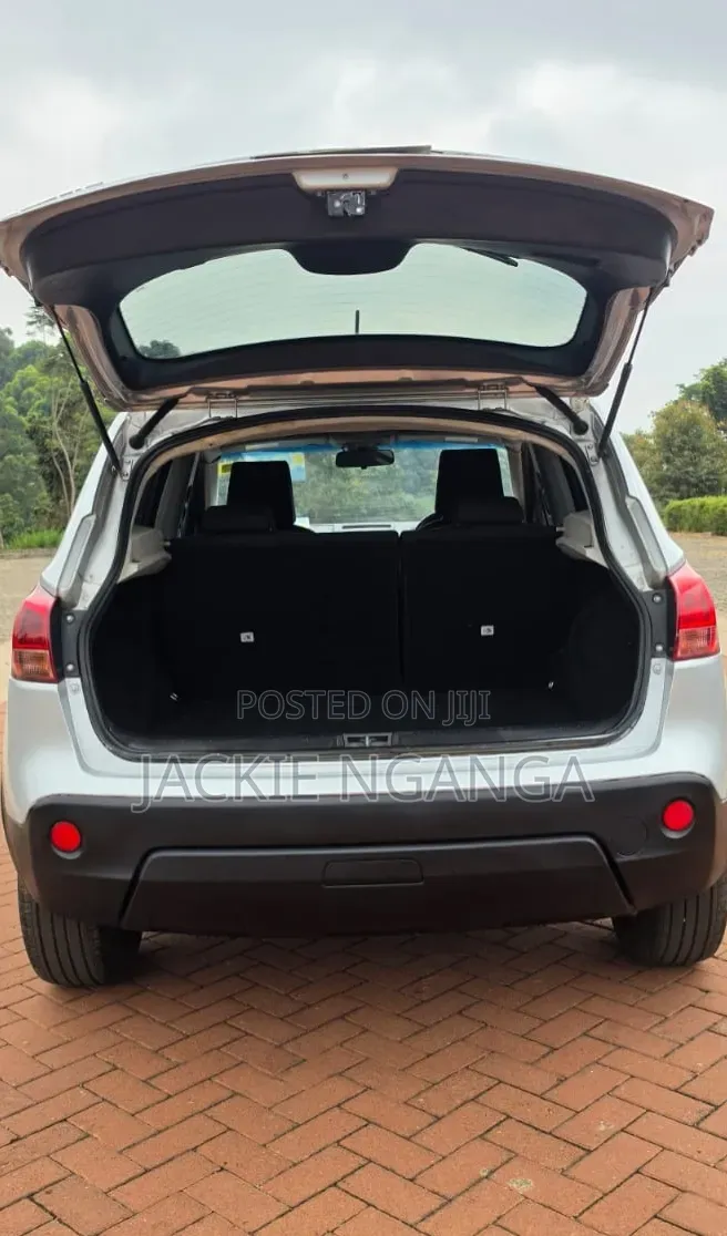 Nissan Dualis 2010 Silver