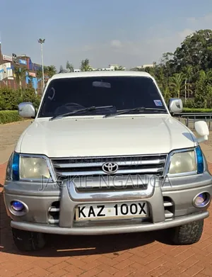 Toyota Land Cruiser Prado 2001 Silver