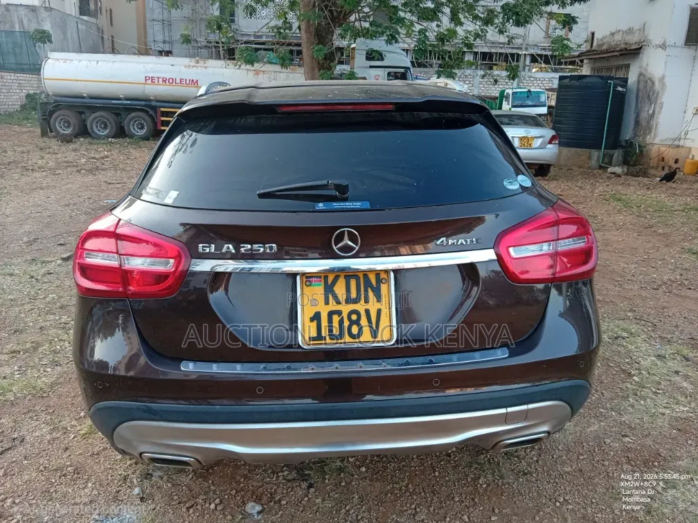 Mercedes-Benz CLA-Class 2016 Gray