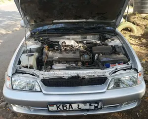 Toyota Corolla G-Touring 2000 Silver