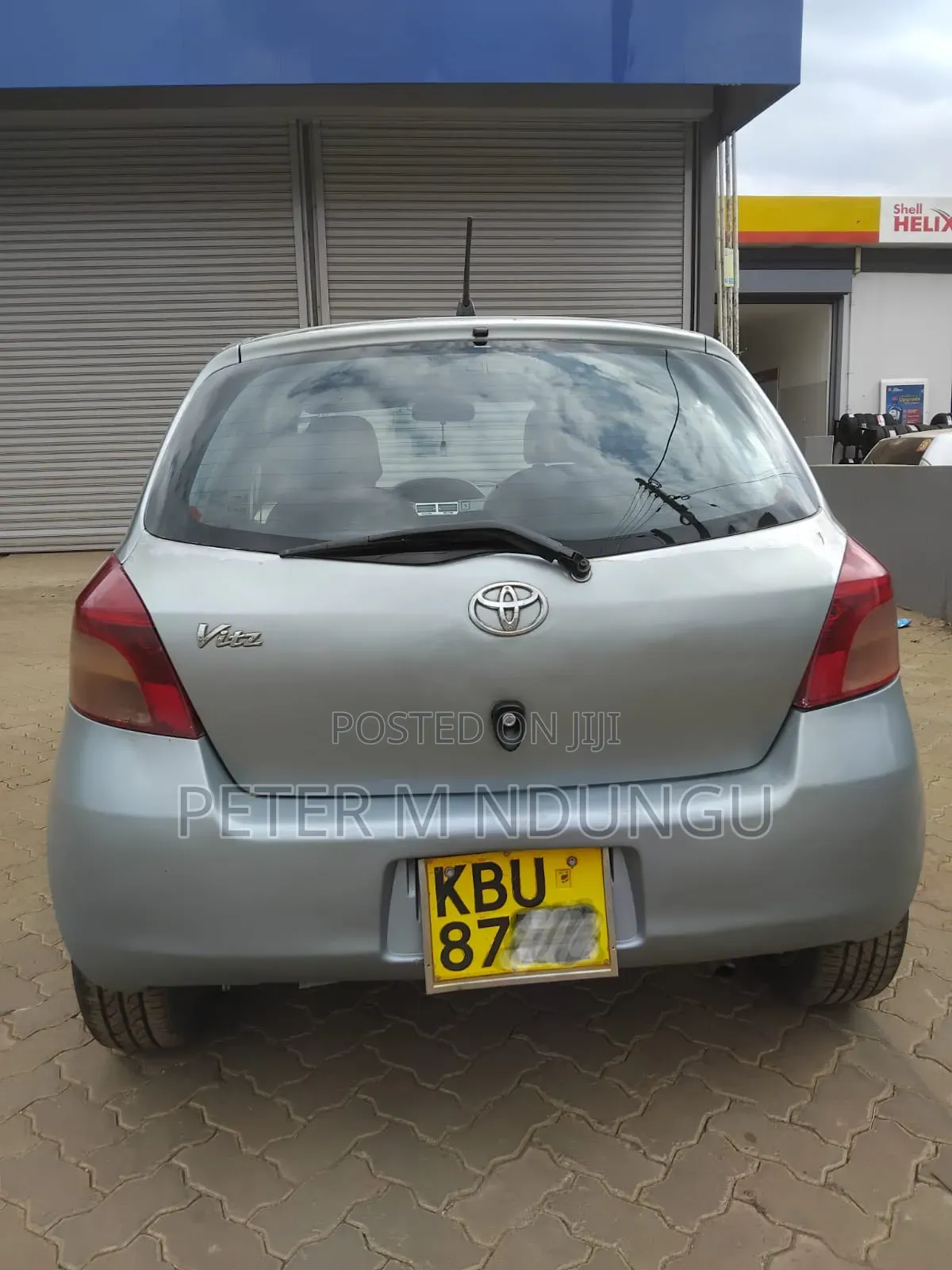 Toyota Vitz 2006 Gray