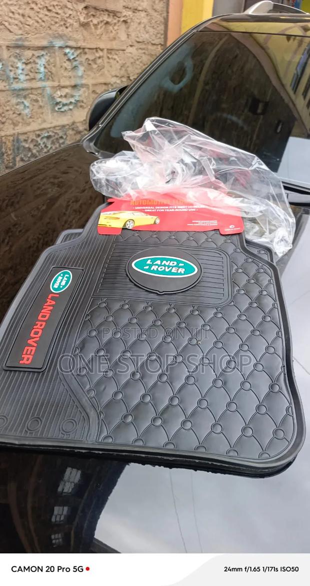 Land Rover Floor Mats Designed 2 Provide Interior Protection From Dirt - thumbnail 2
