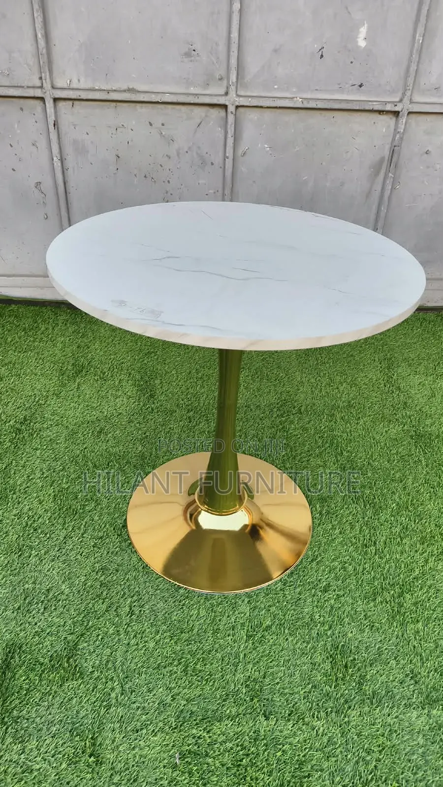 Luxury Round Marble-Top Gold Pedestal Side Table