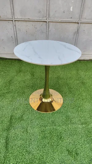 Luxury Round Marble-Top Gold Pedestal Side Table