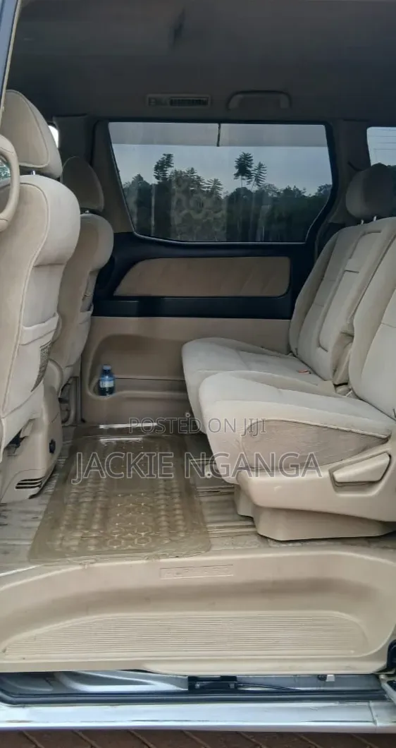 Toyota Alphard 2007 Silver