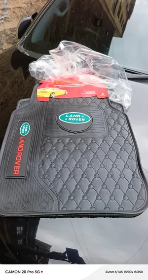 5pc Land Rover Floor Mats for Front Rear Passenger Floor Coverage