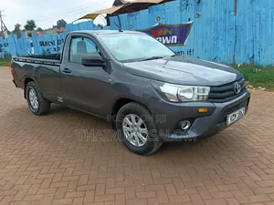 Toyota Hilux 2017 Gray