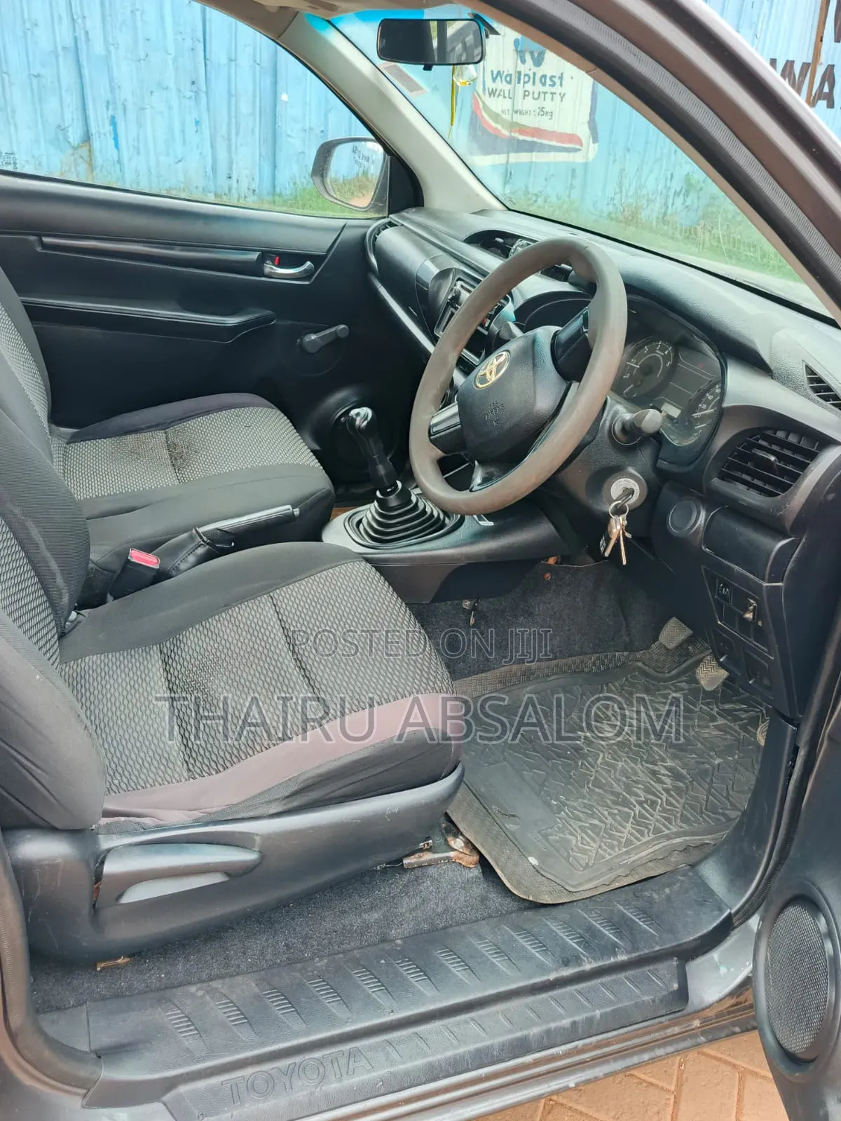 Toyota Hilux 2017 Gray