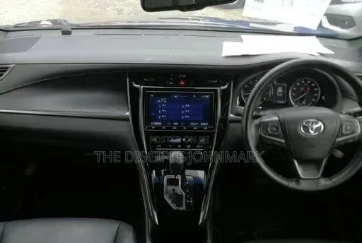 Toyota Harrier 2019 Black