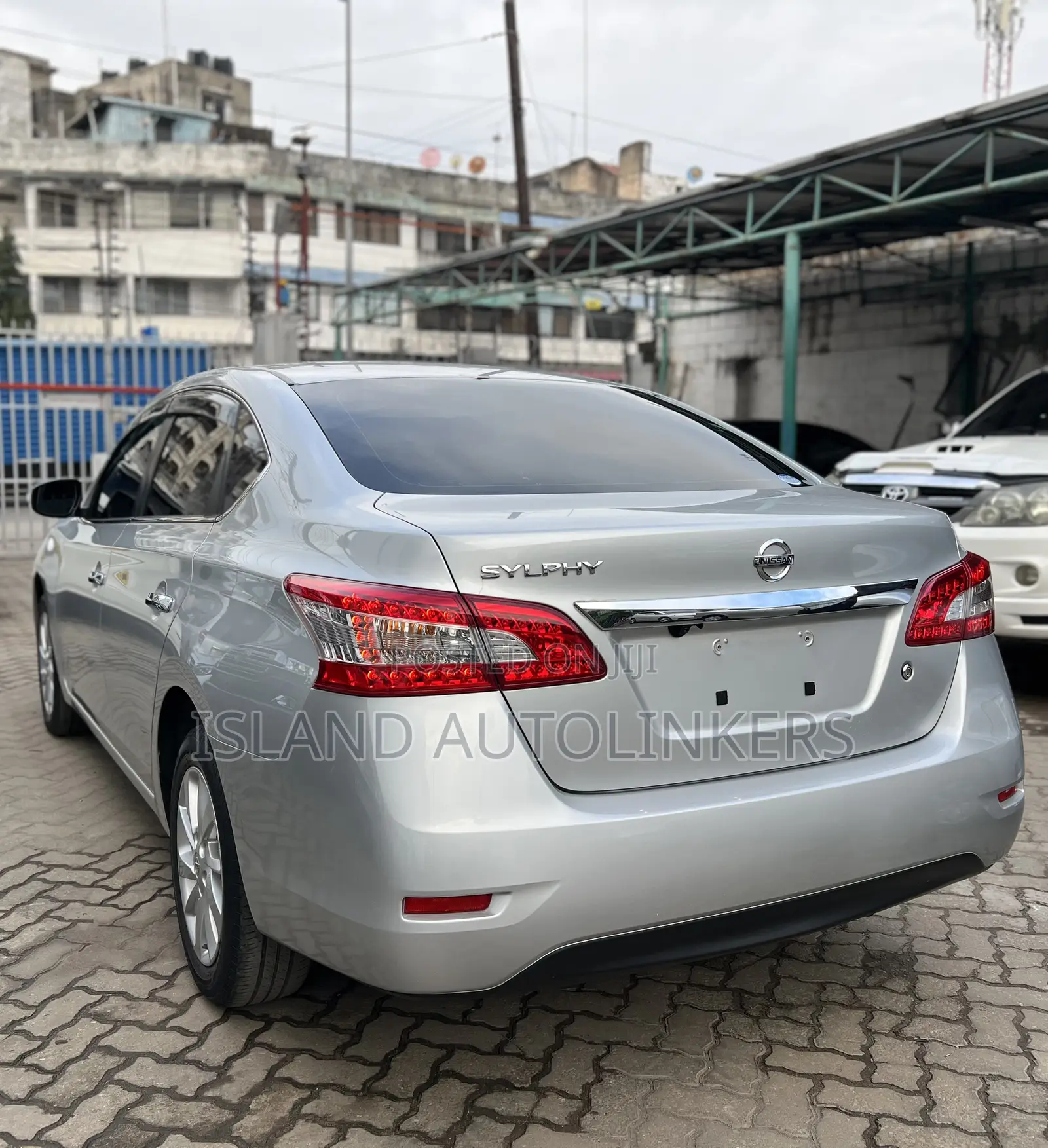 Nissan Sylphy 2016 Silver