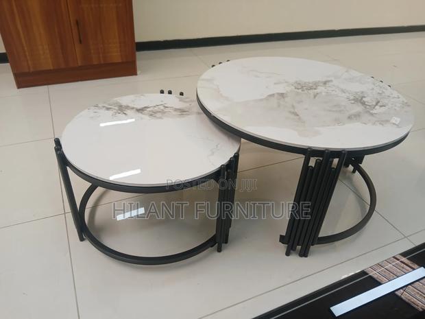 Luxury 2-in-1 Round Marble Nesting Coffee Table Set – Black Frame