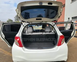 Toyota Vitz 2012 White