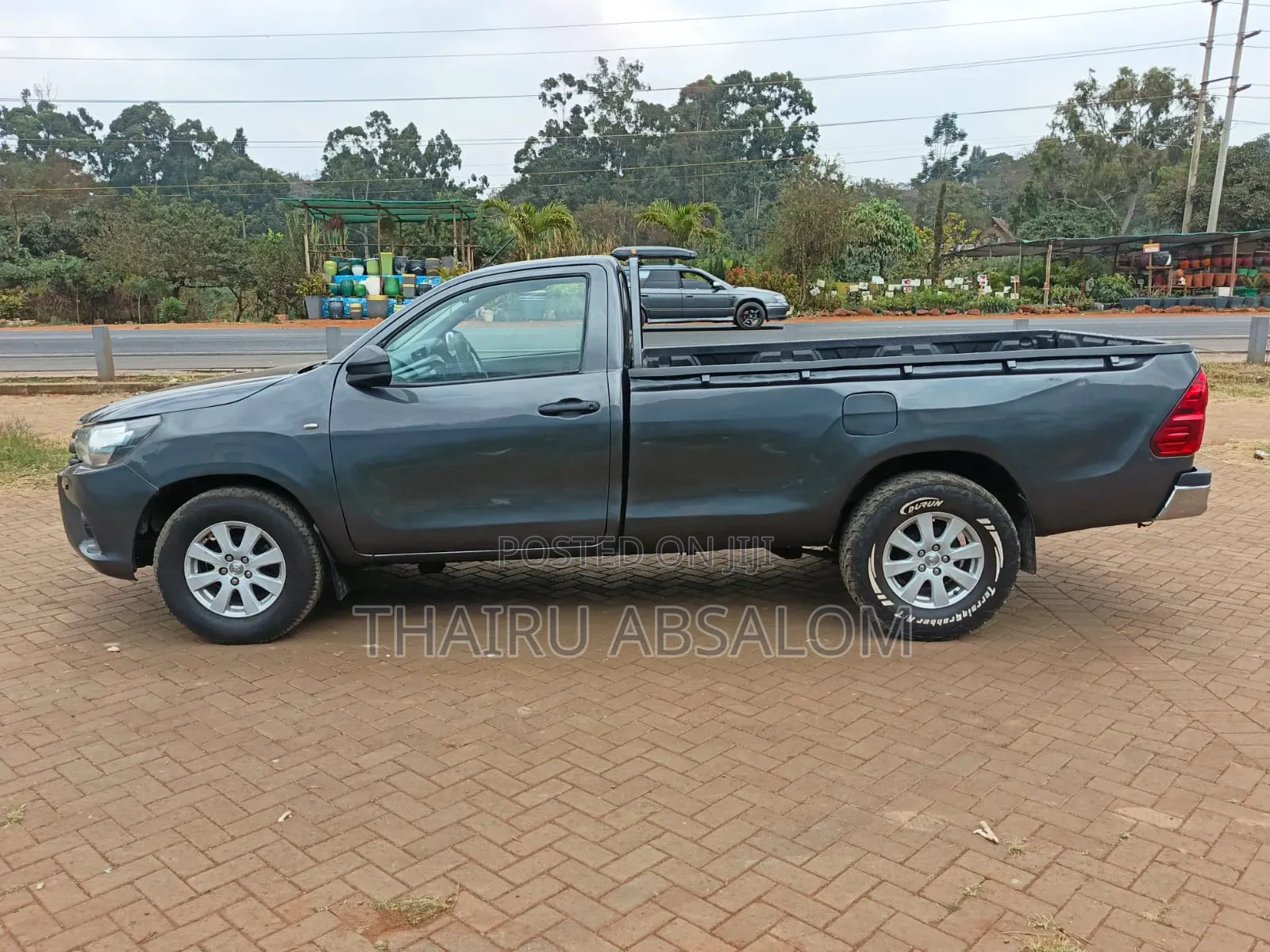 Toyota Hilux 2017 Gray