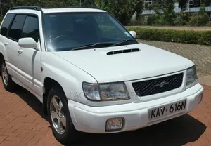 Subaru Forester 2000 White