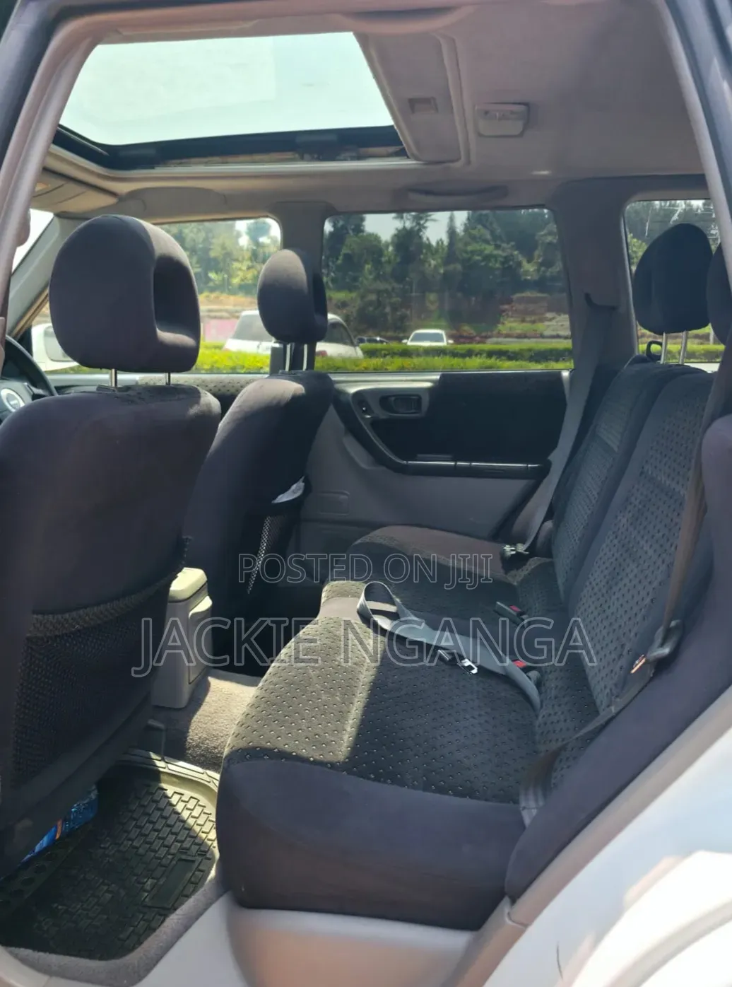 Subaru Forester 2000 White