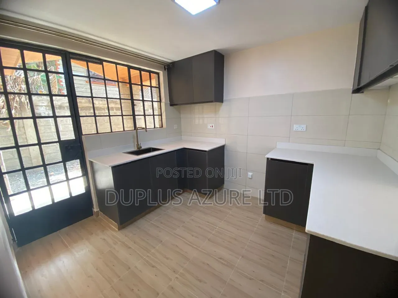 4bdrm Maisonette in Katani for sale