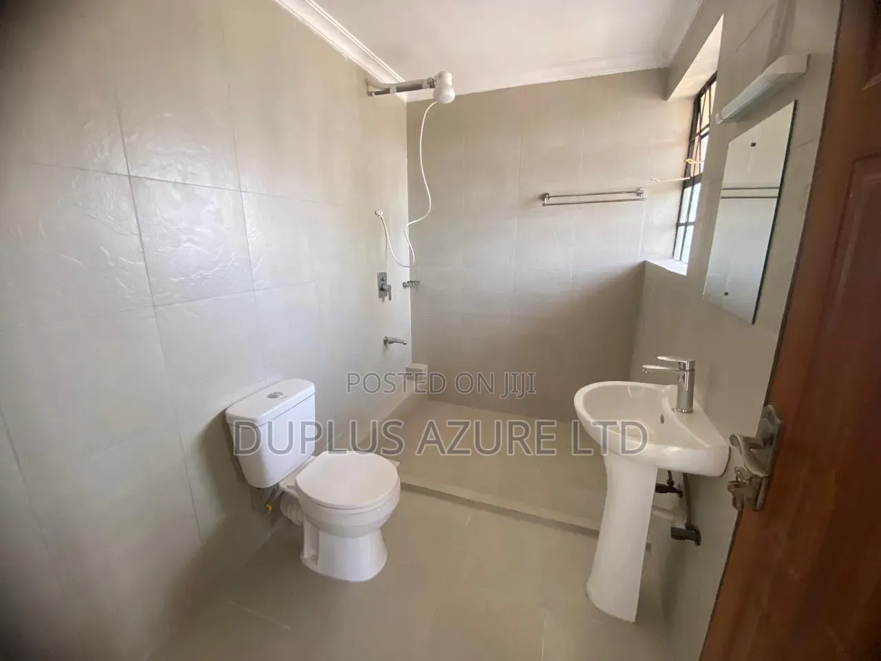 4bdrm Maisonette in Katani for sale