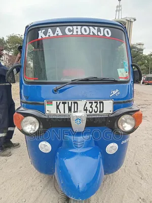 Piaggio Scooter 2024 Red