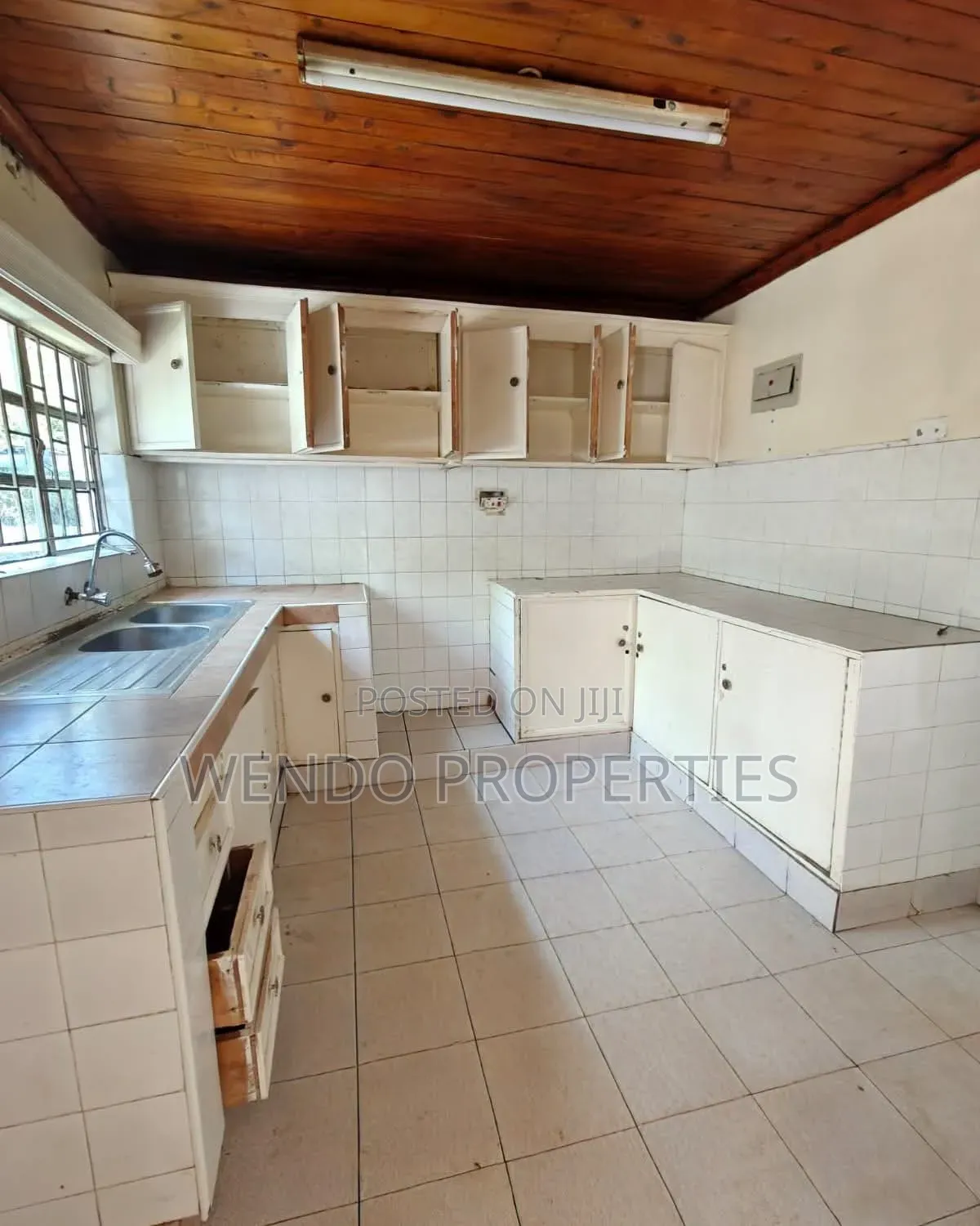 3bdrm Bungalow in Karen C for rent