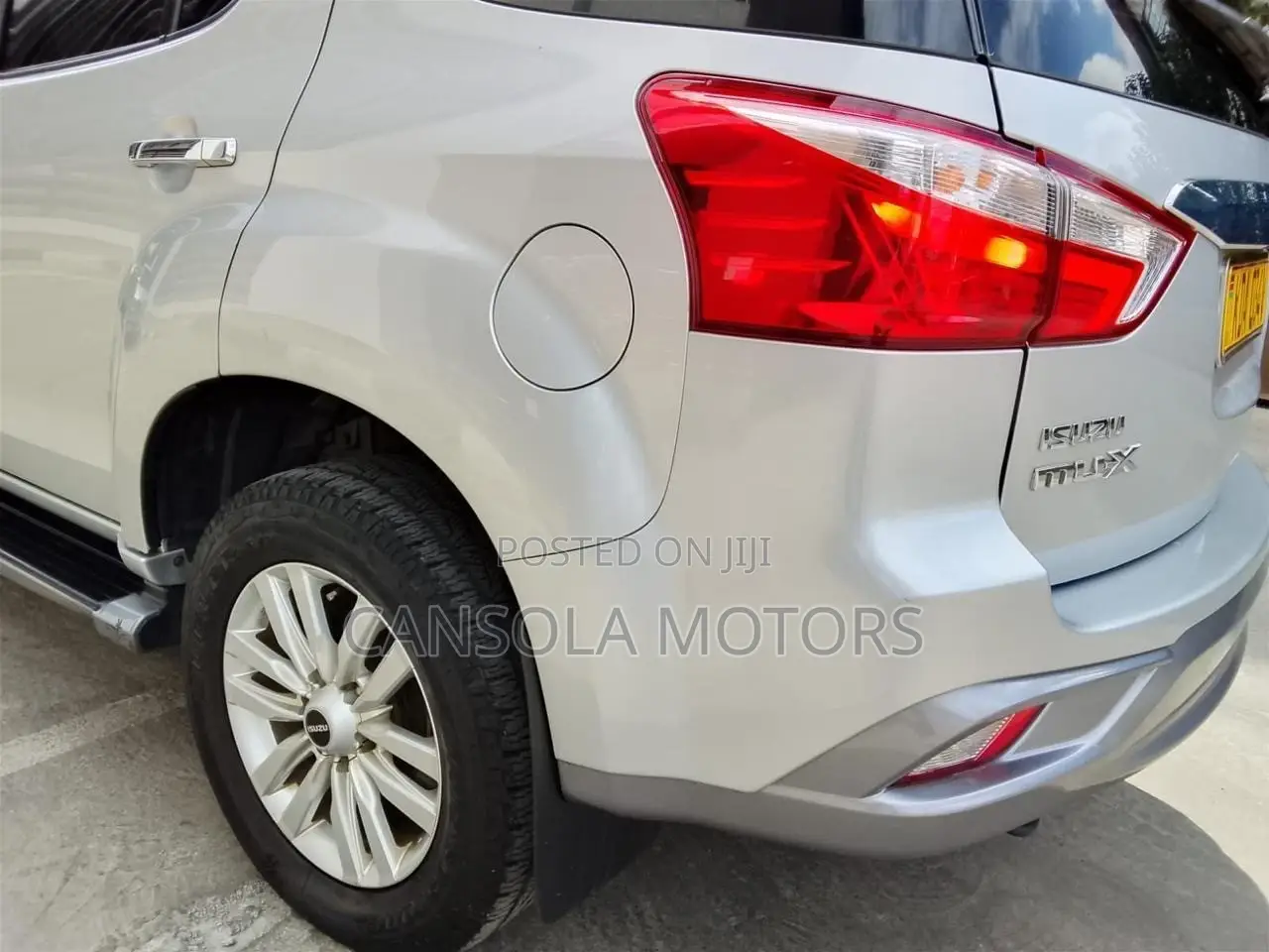 Isuzu MU-X 2020 Silver