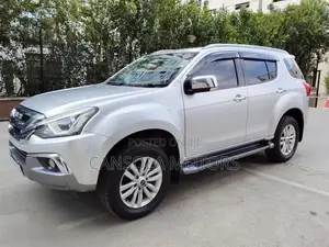 Isuzu MU-X 2020 Silver